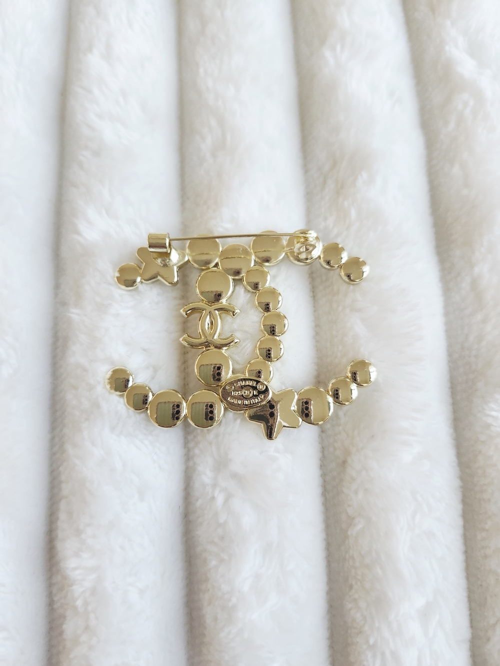 Chanel CC Logo Crystal Star Brooch Gold Tone Estate Piece - Picture 3 of 4